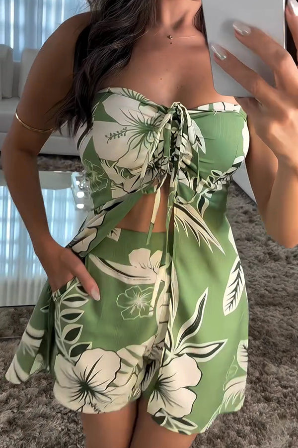 Conjunto Júlia – Top Bandeau com Estampa Floral e Shorts com Cintura Elástica e Bolso A - Priya