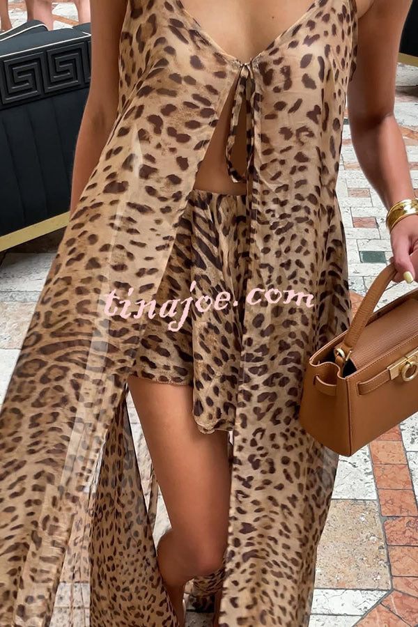 Conjunto Immerse – Blusa Midi Animal Print com Fenda e Shorts com Cintura Elástica - Priya