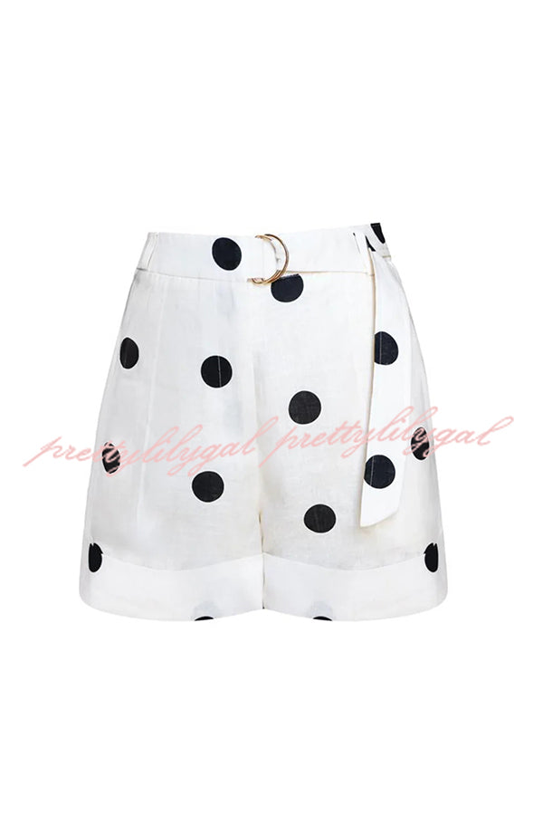 Conjunto Gabby – Colete Halter com Poá e Cinto de Anel Metálico com Shorts Soltos - Priya