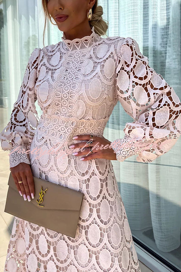 Vestido Helena – Midi de Renda de Crochê com Manga Lanterninha - Priya