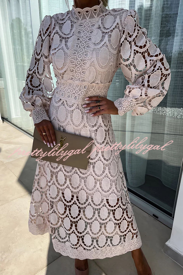 Vestido Helena – Midi de Renda de Crochê com Manga Lanterninha - Priya