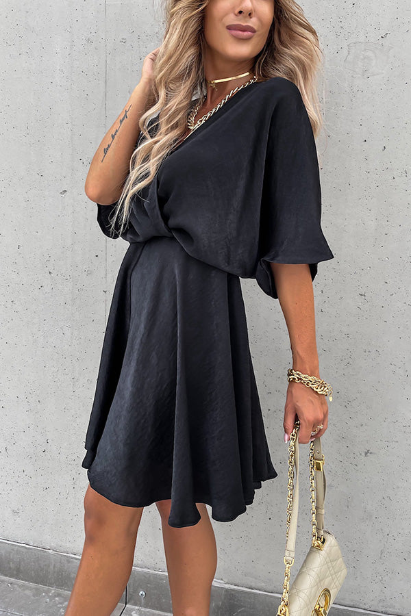 Vestido Laura – Satin com Manga Morcego - Priya